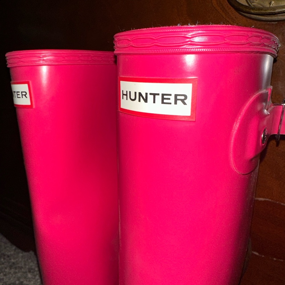 Hot pink tall hunter rainboots
